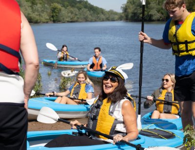 GVSU Students - Kayaking on the Grand River